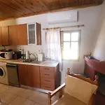 度假居 Peaceful 2-bedroom House 800m From 尼奥伊皮瓦太